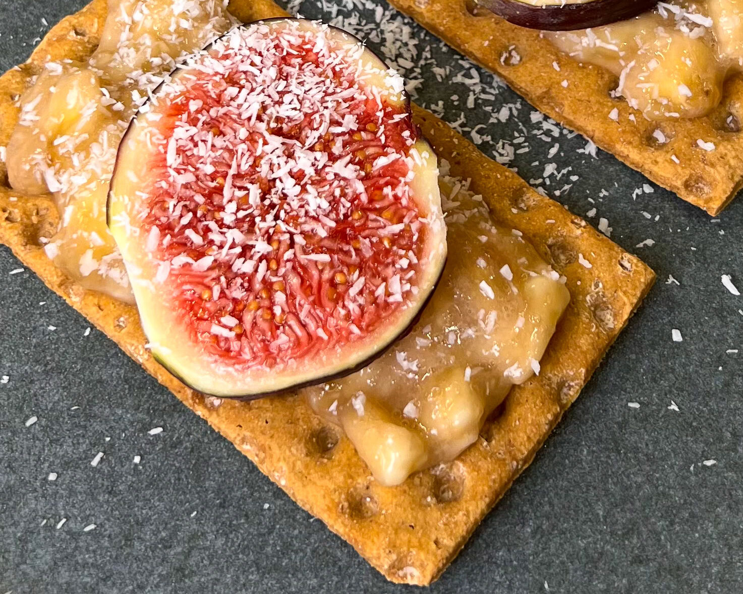 IG-R_Gourmet_Knaecke_Banane_Feige_Thumbnail-scaled-aspect-ratio-5-4